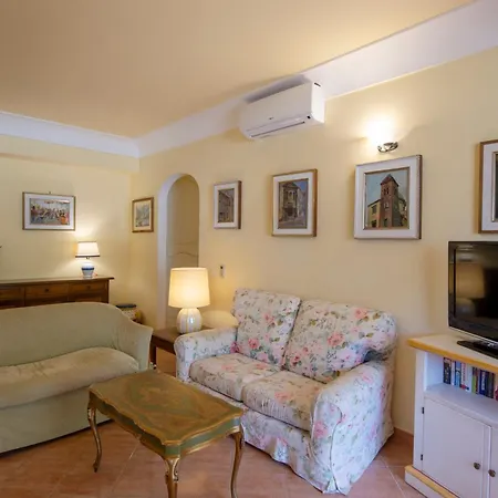 Casa Le Terrazze 아파트 *